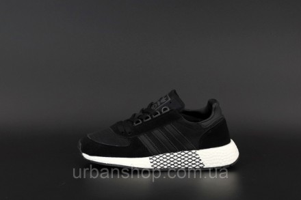 Жіночі кросівки Adidas Marathon
Колір:
Чорний
Білий
Розмір: 
36
37
38
39
40
. . фото 5