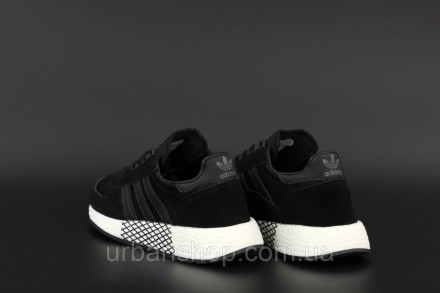 Жіночі кросівки Adidas Marathon
Колір:
Чорний
Білий
Розмір: 
36
37
38
39
40
. . фото 3