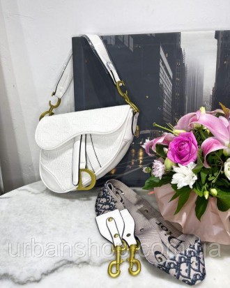
В наявності Жіноча сумка Клатч в стилі Dior Діор
Відмінної якості
Колір білий
Т. . фото 3