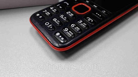 Мобильный телефон • Mini-SIM • 2 SIM • экран: 1,77" • TN • 160х128 • встроенная . . фото 4