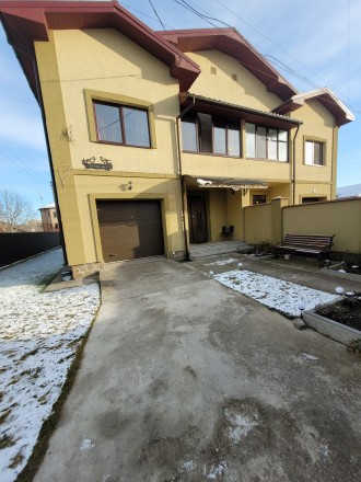 Продам півособняк в Микитинцях. Ивано-Франковск. фото 1 Продам півособняк в Микитинцях. Ивано-Франковск. фото 1