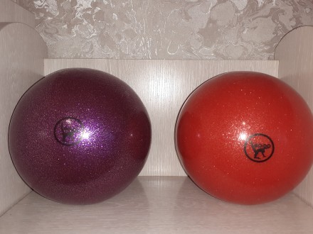 Мяч для художественной гимнастики матовые и блестящие.
Предназначен для занятий. . фото 3