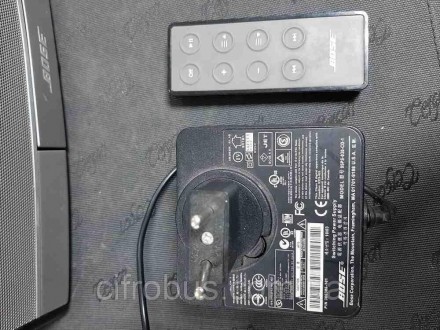 Bose SoundDock Portable Digital Music System Black
Внимание! Комиссионный товар.. . фото 2