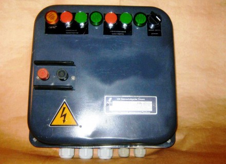 Ящик управления РУС III предназначен для управления наклонным и горизонтальным т. . фото 2