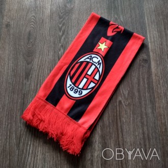 Фанатский футбольный шарф Милан красный
Длина 135 см
Ширина 17 см 
 
 Доставка п. . фото 1
