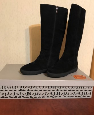 Новые женские зимние чёрные сапоги торговой марки Welfare. Модель выполнена в кл. . фото 2
