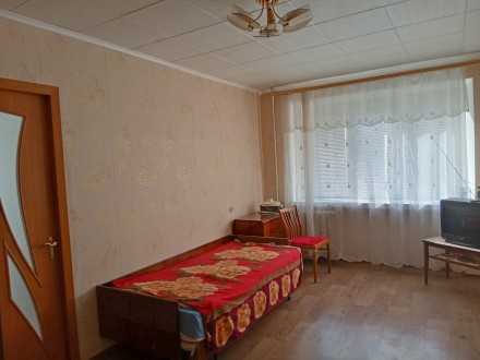 2-комн квартира центр Жовтневый 4/5 кирпичн. косметический ремонт. Запорожье. фото 1 2-комн квартира центр Жовтневый 4/5 кирпичн. косметический ремонт. Запорожье. фото 1