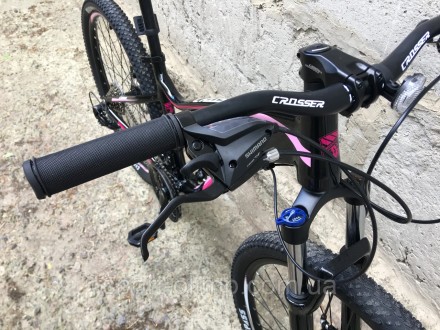 Велосипед Найнер Crosser Mary 29" (рама 15,5) Черно-розовый
Новинка 2021 года Cr. . фото 20