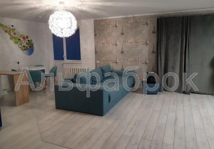  Продається 2-кімнатна квартира в цегляному будинку з дизайнерським ремонтом в Ш. Сырец. фото 4