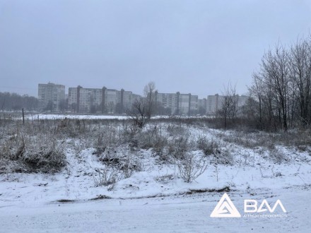 Участок возле Эпицентра. Чернигов. фото 1 Участок возле Эпицентра. Чернигов. фото 1