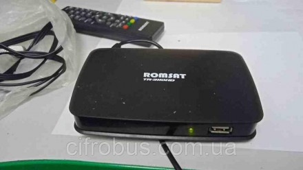 Цифровой эфирный DVB-T2 ресивер Romsat TR-9110HD с чувствительным тюнером и быст. . фото 2