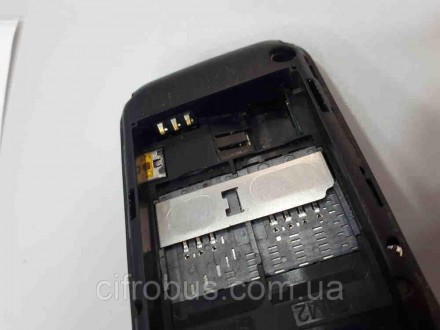 телефон, поддержка двух SIM-карт, экран 2.2", разрешение 220x176, камера 2 МП, п. . фото 8