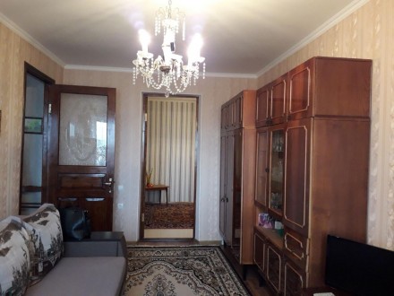 Продается крупногабаритная 3-комнатная "сталинка" на Соборной в р-не дворца Судо. . фото 2