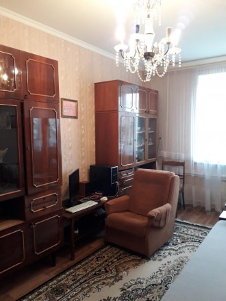 Продается крупногабаритная 3-комнатная "сталинка" на Соборной в р-не дворца Судо. . фото 3
