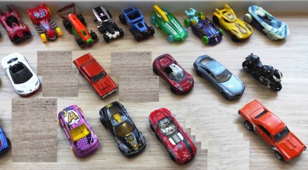 Машинка Hot Wheels оригінал. . фото 5 Машинка Hot Wheels виконана з якісних матеріалів, стійких до пошкодження, відріз. . фото 5