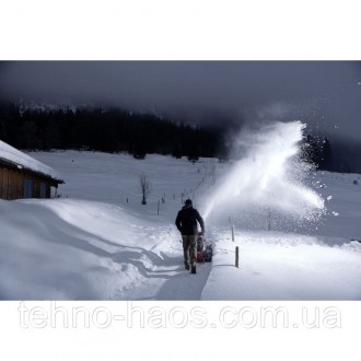 ОПИСАНИЕ
AL-KO Snowline 700 E – бензиновый снегоуборщик мощностью 11 л. с.. . фото 4