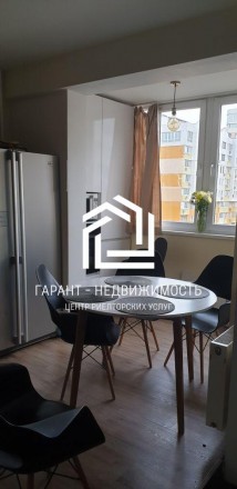 Красивая просторная квартира на ул.Сахарова/ Высоцкого. Комфортный средний этаж,. . фото 5