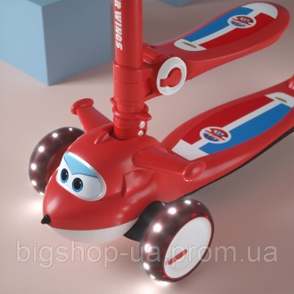 Описание:
Самокат детский трехколесный со светящимися колесами
Детский самокат S. . фото 4