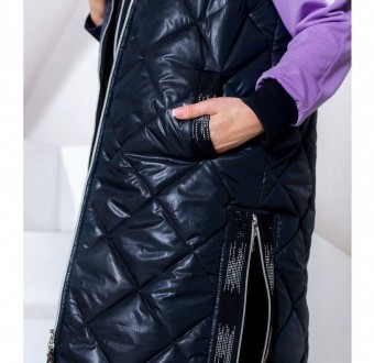 Лаконичный стеганый жилет станет отличной альтернативой курткам и пальто в осенн. . фото 4