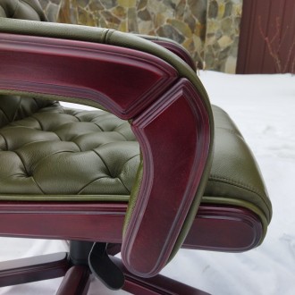 Вишукане шкіряне крісло (нове) ручної роботи.
Крісло виконане з натуральної шкі. . фото 8