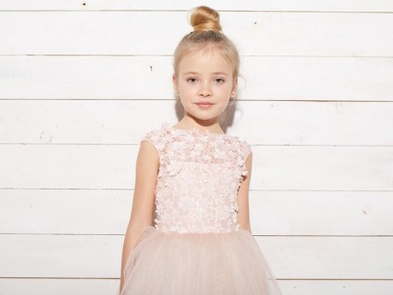 Платье детское нарядное
Нарядное детское платье на корсете персикового цвета с д. . фото 5