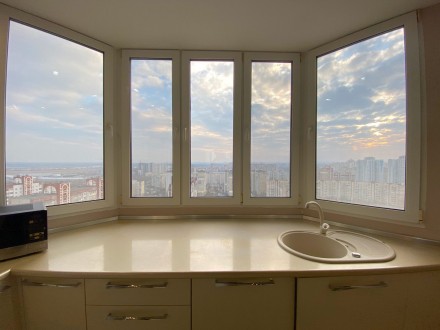 2к квартира с ПАНОРАМНЫМ ВИДОМ, ЖК Милославичи, Закревского 95а. Киев. фото 1 2к квартира с ПАНОРАМНЫМ ВИДОМ, ЖК Милославичи, Закревского 95а. Киев. фото 1