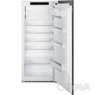 Холодильник SMEG S 8 C 124 DE оборудован удобным управлением при помощи сенсорно. . фото 1