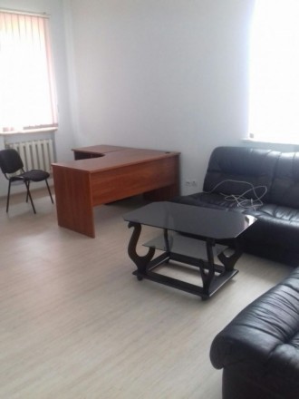 Офисное помещение с мебелью 105 м.кв Дарницкая площадь, пр. Мира, 2 этаж офисног. Соцгород. фото 4