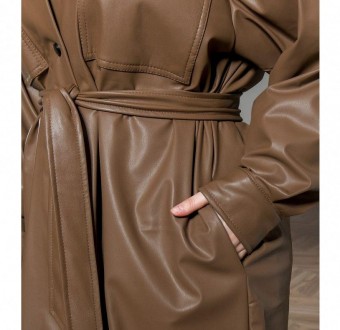 _x000D_
Оригінальна легка куртка з відкладним комірцем, виконана у формі сорочки. . фото 4