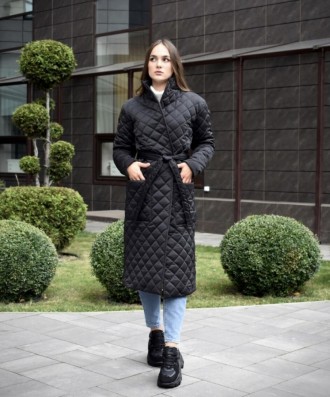 
 Куртка-пальто женская (черная). Демисезонное женское стеганое пальто с английс. . фото 2