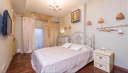 Продаж 6 кім. квартири в історичному центрі Києва, вул. Антоновича, буд.8.. Киев. фото 1 Продаж 6 кім. квартири в історичному центрі Києва, вул. Антоновича, буд.8.. Киев. фото 1