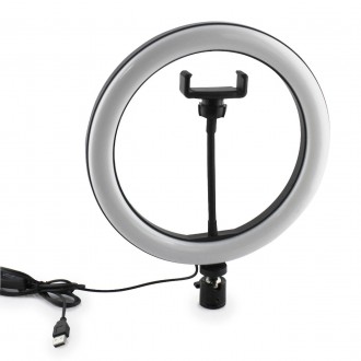 Светодиодная лампа без штатива выполнена в виде алюминиевого кольца, пользуется . . фото 2