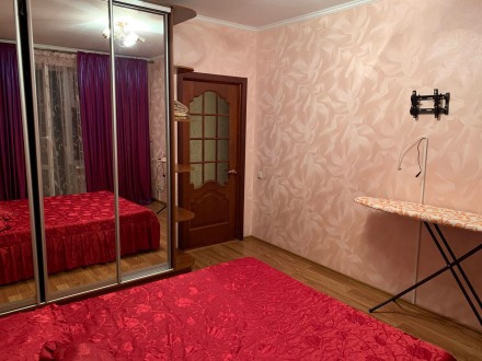 Сдается просторная 3-х комнатная квартира с двумя санузлами и двумя лоджиями.
О. Киевский. фото 11