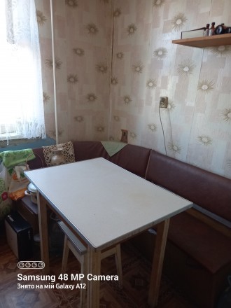 Сдается в Вышгороде по ул. Гриненко 1а комната 12кв м для девушки, в трехкомнатн. . фото 12