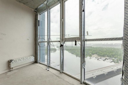 Продам видовую квартиру. Киев. фото 1 Продам видовую квартиру. Киев. фото 1