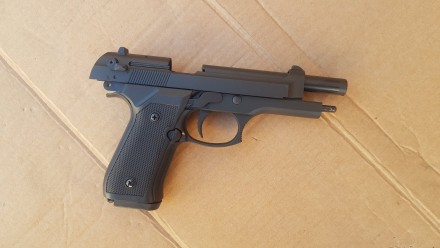 Продам стартовий пістолет Beretta m92 
ПОВНИЙ МЕТАЛ
під холостий патрон
9мм
. . фото 4