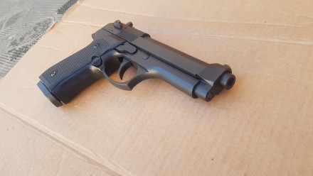 Продам стартовий пістолет Beretta m92 
ПОВНИЙ МЕТАЛ
під холостий патрон
9мм
. . фото 3
