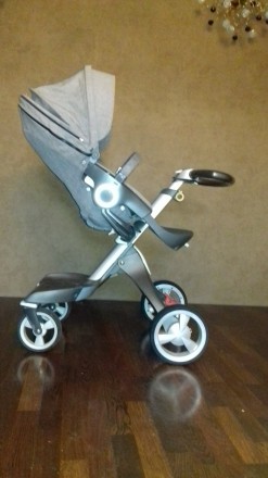 Продам универсальную коляску STOKKE б/у.. Днепр. фото 1 Продам универсальную коляску STOKKE б/у.. Днепр. фото 1