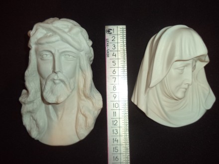 Художественная керамика из белого матового фарфора образ Иисуса и матери Господа. . фото 6