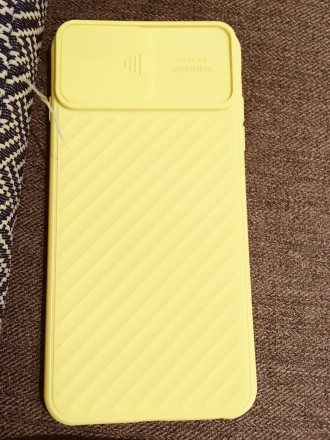 Желтый-Чехол Iphone 7+ /7/ 8Р. Силиконовый Nillkin CamShield специальной двигающ. . фото 5