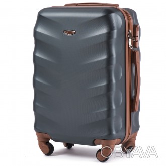 Для продолжительных или коротких поездок, деловых или частных - линия чемоданов . . фото 1