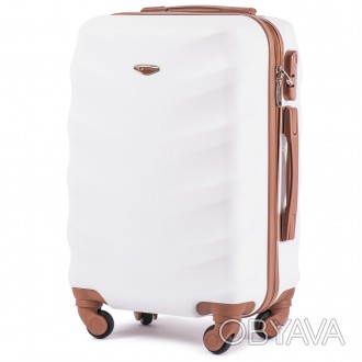 
Для продолжительных или коротких поездок, деловых или частных - линия чемоданов. . фото 1
