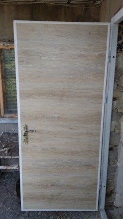 Металлические двери ( 2; 2,5; 3 мм ) с различными видами обшивки ( МДФ-панели, М. . фото 7