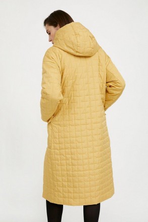 Длинная стеганая куртка от финского бренда Finn Flare прямого кроя слегка утепле. . фото 3