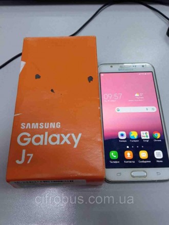 Смартфон Samsung Galaxy J7 SM-J700H обладает хорошо продуманным, привычным для т. . фото 4
