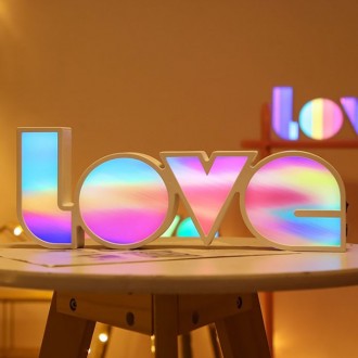 Светодиодный светильник выполнен в форме букв LOVE. Это может быть подарок на Де. . фото 5