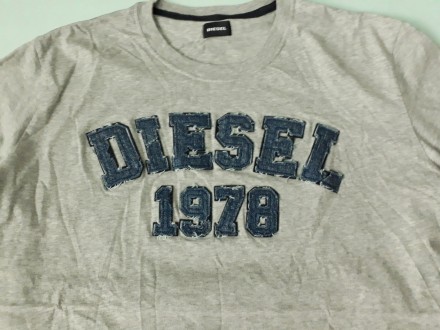 футболка Diesel в наличии 

превосходное качество 

размеры:XXL (обмеры указ. . фото 4