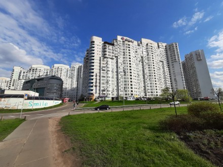 2 ком-я на Позняках возле Метро Осокорки , ул.Бажана №10. Киев. фото 1 2 ком-я на Позняках возле Метро Осокорки , ул.Бажана №10. Киев. фото 1