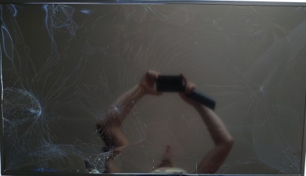 Динамики сняты с телевизора Samsung UE40H5203AK с механическим повреждением матр. . фото 8