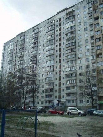 3-комнатная квартира, 71 кв.м. Киев. фото 1 3-комнатная квартира, 71 кв.м. Киев. фото 1